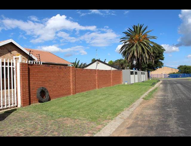 3 BEDROOM PROPERTY TO RENT IN RYNSOORD